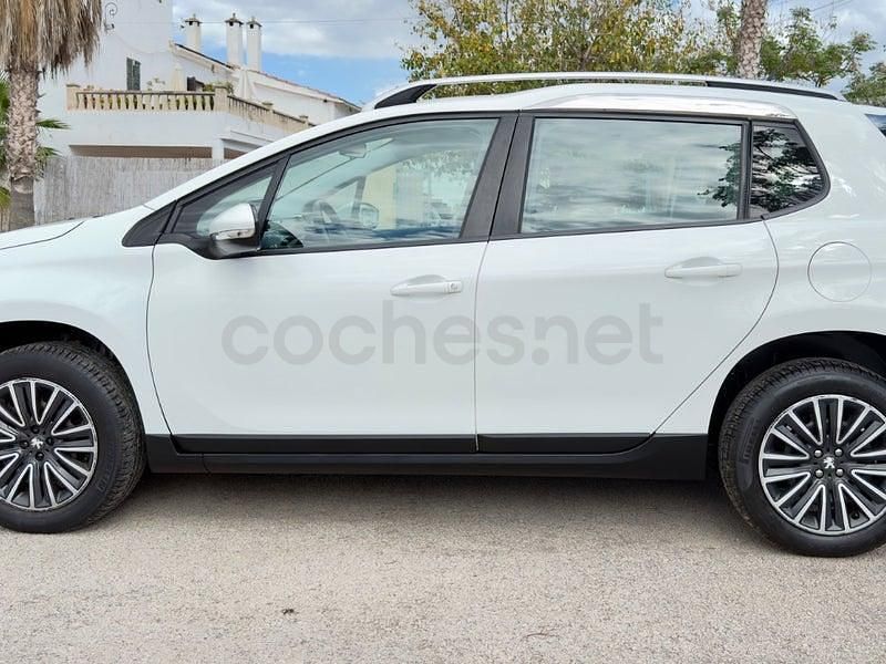 Usado Peugeot 2008 Active 82 CV (60 kW) 2015 Blanco SUV