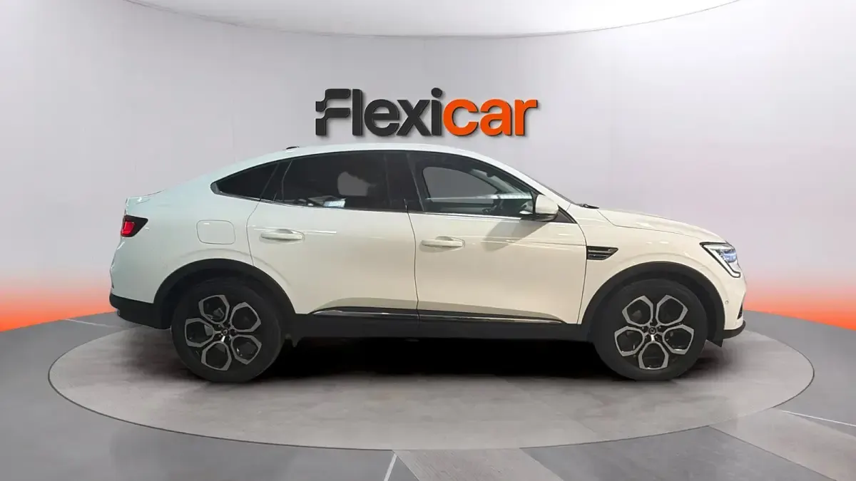 Usado Renault Arkana Evolution 140 CV (102 kW) 2023 Blanco SUV