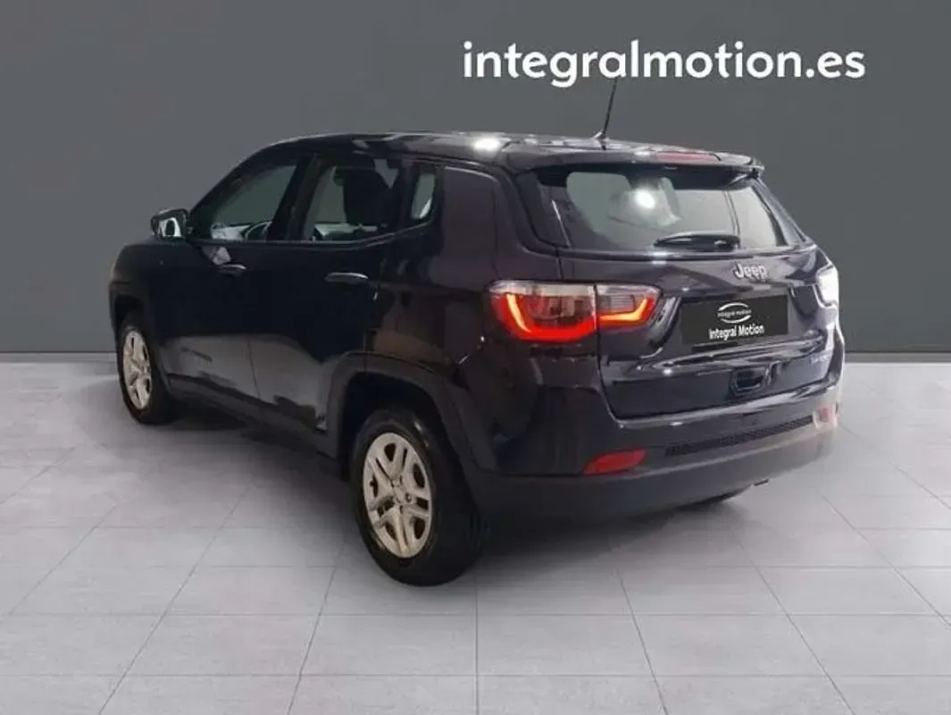 Usado Jeep Compass Longitude 140 CV (102 kW) 2018 Negro SUV