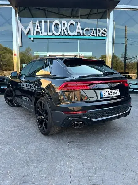 Usado Audi RS Q8 Ambiente 600 CV (441 kW) 2023 Negro SUV