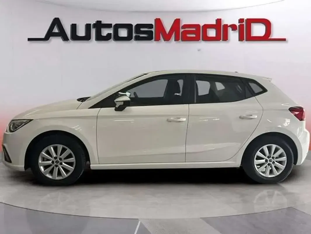 Usado Seat Ibiza Style 110 CV (80 kW) 2023 Blanco Utilitario