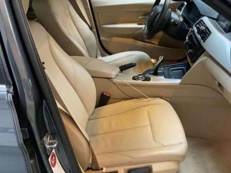 Usado BMW 318 143 CV (105 kW) 2014 Gris Familiar