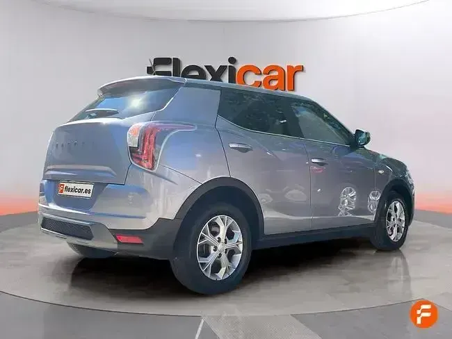 Usado SsangYong Tivoli 135 CV (99 kW) 2024 Azul SUV