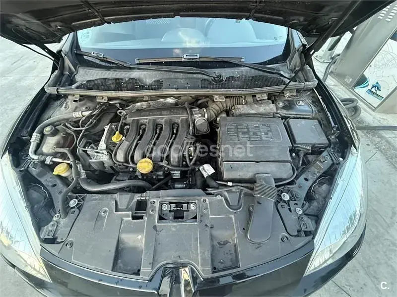 Usado Renault Mégane 110 CV (80 kW) 2012 Negro Berlina
