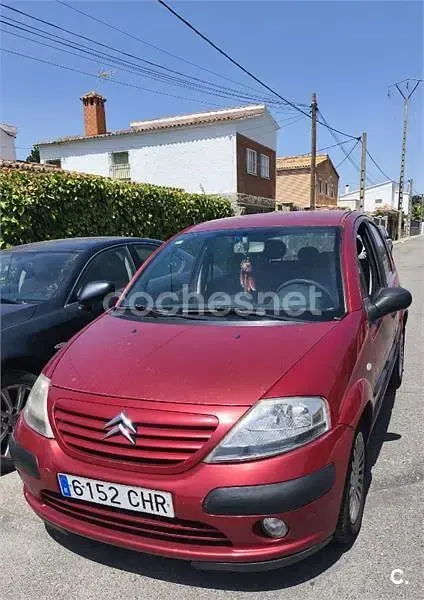 Usado Citroën C3 70 CV (51 kW) 2003 Rojo Berlina