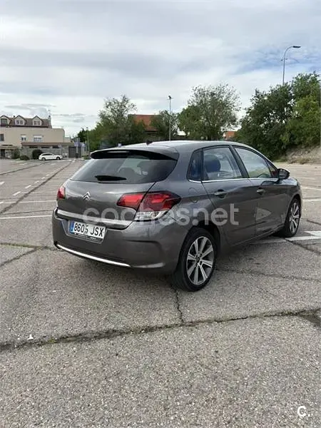 Usado Citroën C4 Shine 120 CV (88 kW) 2016 Gris / plata Berlina