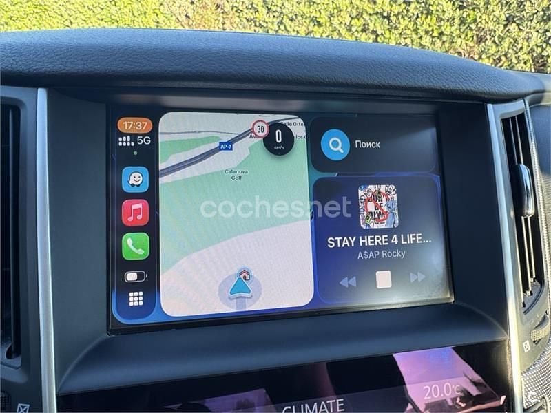 Usado Infiniti Q50 Premium 170 CV (125 kW) 2018 Gris / plata Berlina