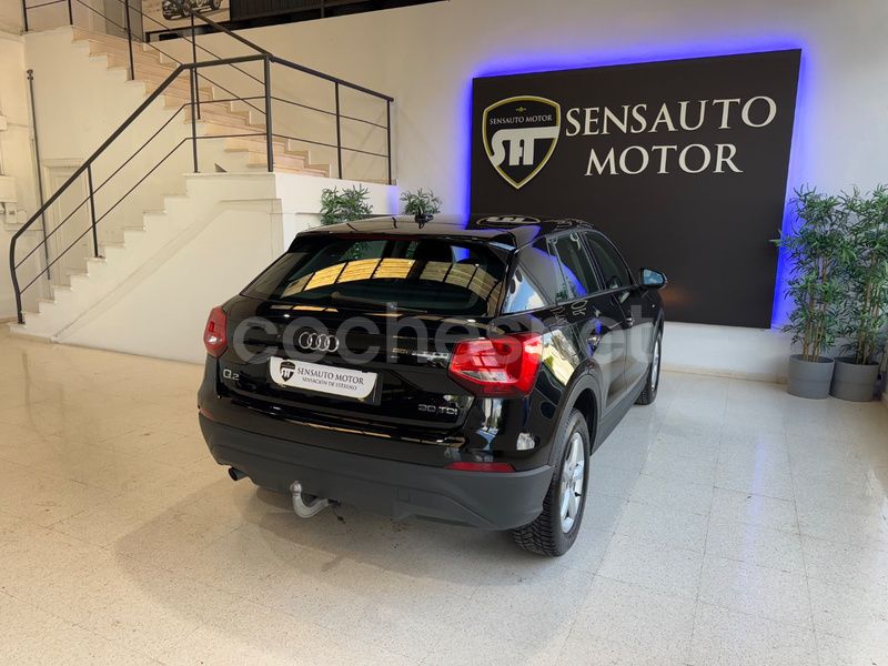 Usado Audi Q2 116 CV (85 kW) 2018 Negro SUV