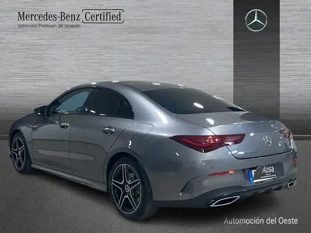 Usado Mercedes CLA200 163 CV (119 kW) 2025 Gris montaña