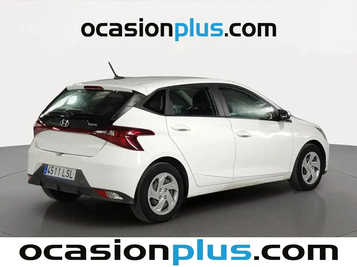 Usado Hyundai i20 101 CV (74 kW) 2021 Blanco Utilitario