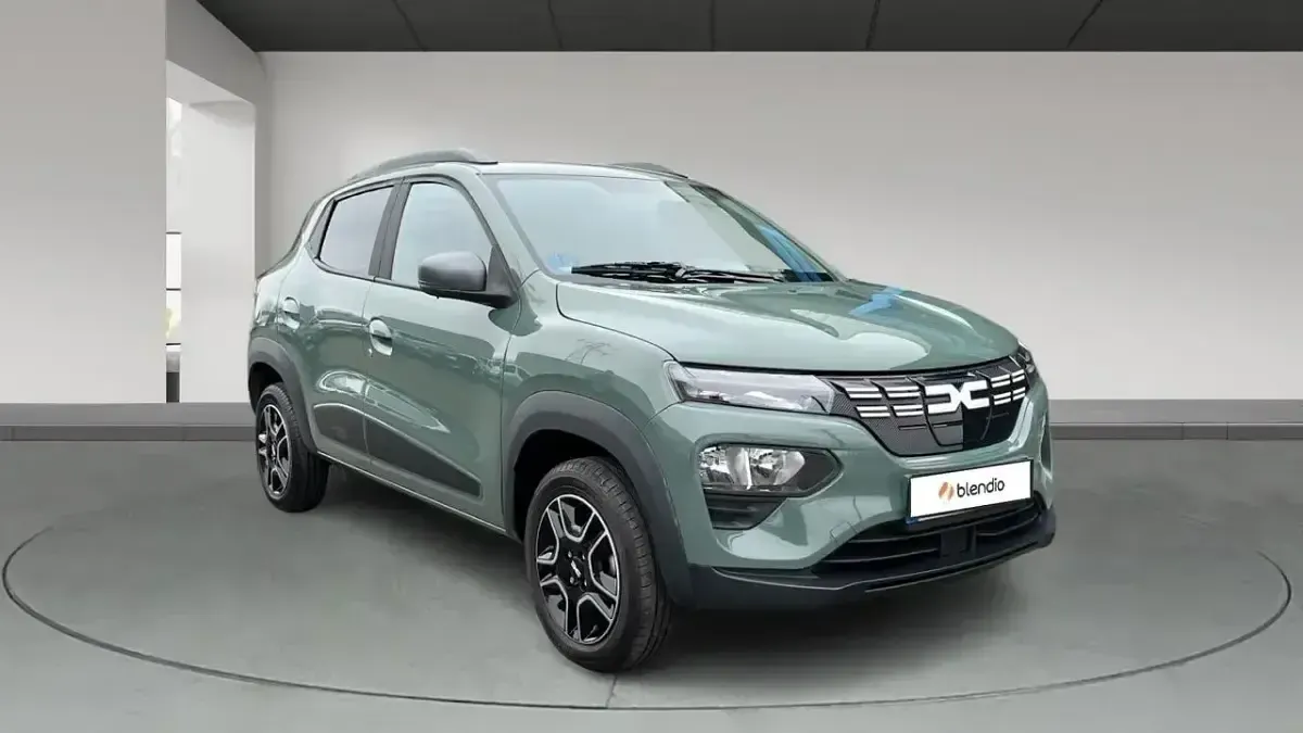 Usado Dacia Spring Expression 33 kW (45 CV) 2024 Gris Utilitario