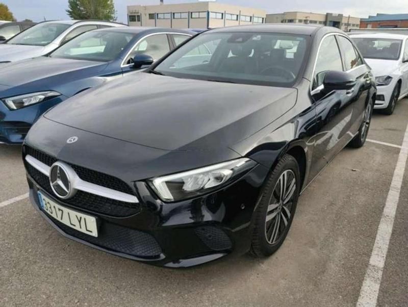 Negro Usado 2022 Mercedes A250 Berlina | 21.590 € (Super precio) - Imagen 1/4