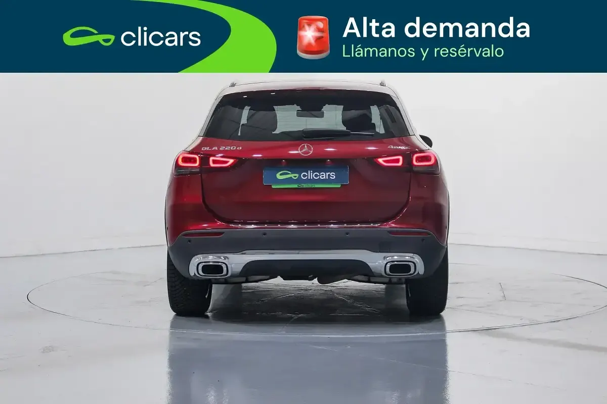 Usado Mercedes GLA220 190 CV (139 kW) 2022 Rojo SUV