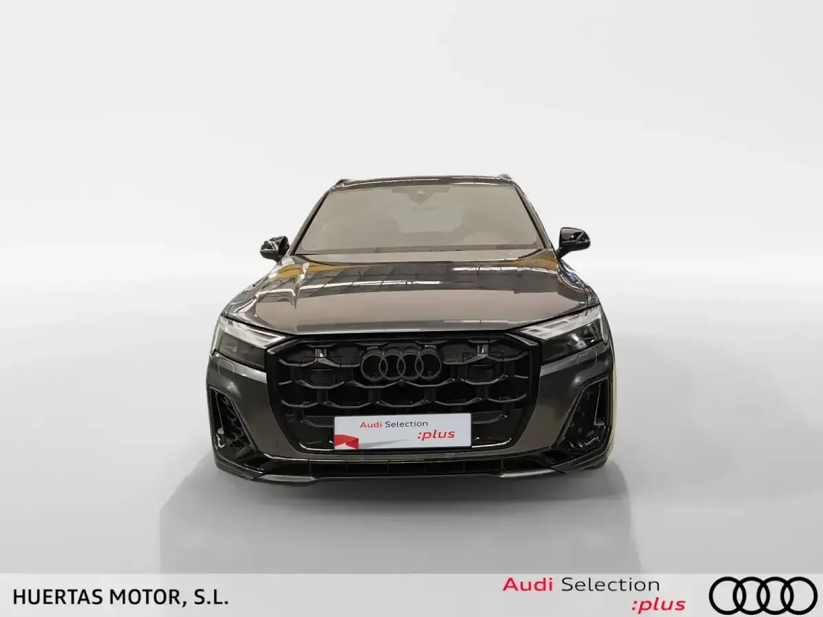 Usado Audi Q7 S-Line 394 CV (289 kW) 2024 Gris SUV