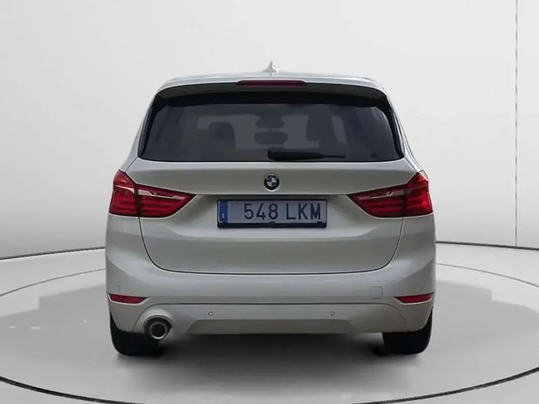 Usado BMW 216 136 HP (100 kW) 2020 Branco Monovolume