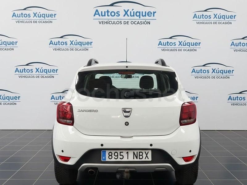 Usado Dacia Sandero Essentiel 90 CV (66 kW) 2019 Blanco Berlina