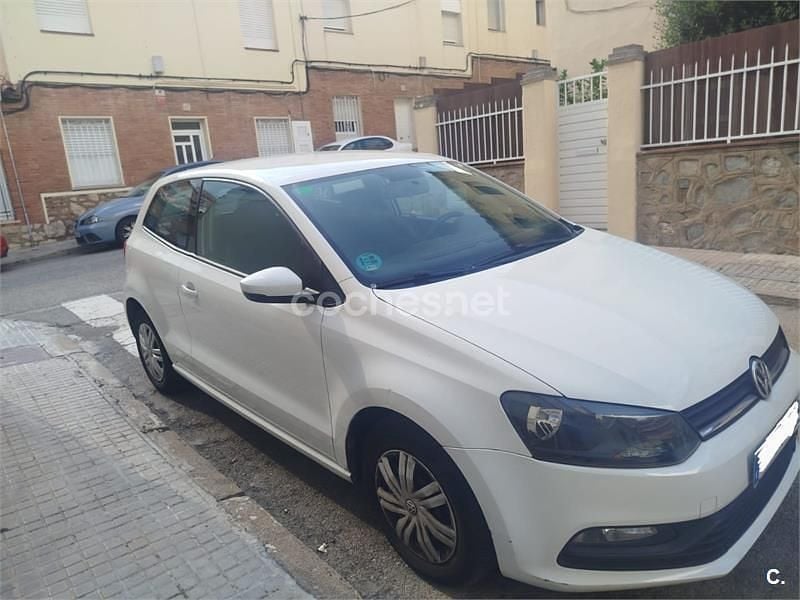 Usado VW Polo Advance 75 CV (55 kW) 2014 Blanco Berlina