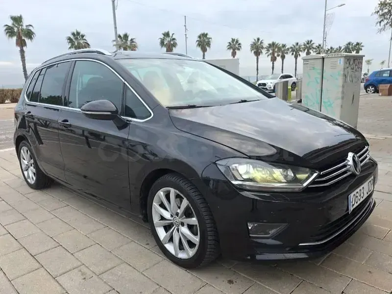 Usado VW Golf Sportsvan Sportline 150 CV (110 kW) 2017 Negro Monovolumen