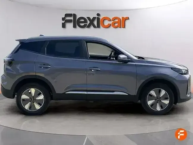 Usado Ebro s400 211 CV (155 kW) 2025 Gris SUV