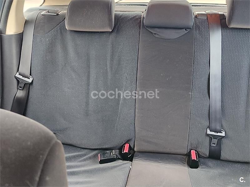 Usado Citroën C4 110 CV (80 kW) 2007 Gris / plata Berlina