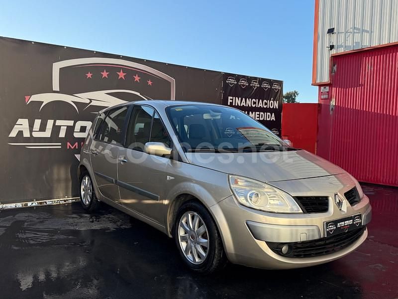 Usado Renault Scénic II Dynamique 130 CV (95 kW) 2008 Beige Monovolumen
