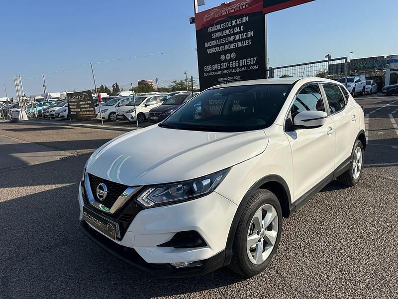 Usado Nissan Qashqai Acenta 110 CV (80 kW) 2018 Blanco SUV