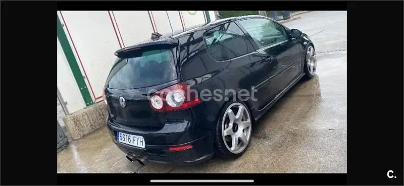 Usado VW Golf V R 250 CV (183 kW) 2007 Negro Berlina