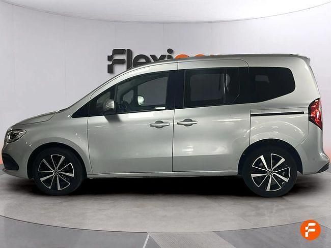 Usado Mercedes T180 116 CV (85 kW) 2023 Gris Monovolumen