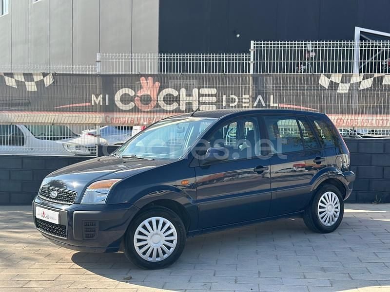 Usado Ford Fusion 80 CV (58 kW) 2011 Azul Berlina