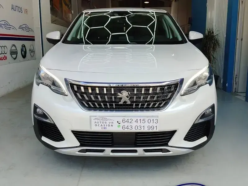 Usado Peugeot 3008 Allure 150 CV (110 kW) 2016 Blanco Berlina