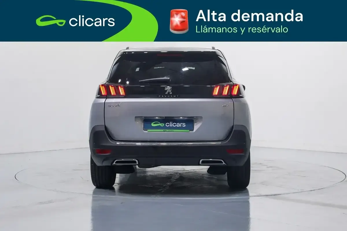 Usado Peugeot 5008 GTi 136 CV (100 kW) 2024 Gris SUV