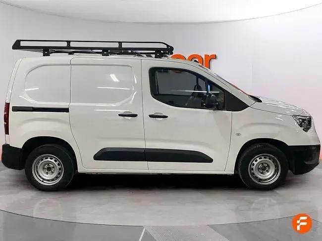 Usado Opel Combo S 102 HP (75 kW) 2021 Branco Monovolume