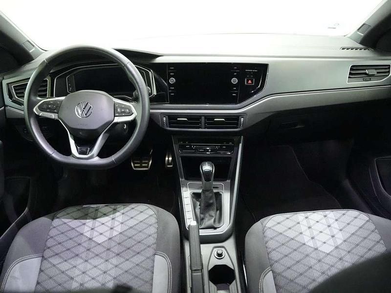 Używany VW Polo R-line 116 KM (85 kW) 2024 Szary Hatchback