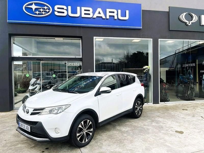 Usado Toyota RAV4 Advance 124 CV (91 kW) 2015 Blanco SUV
