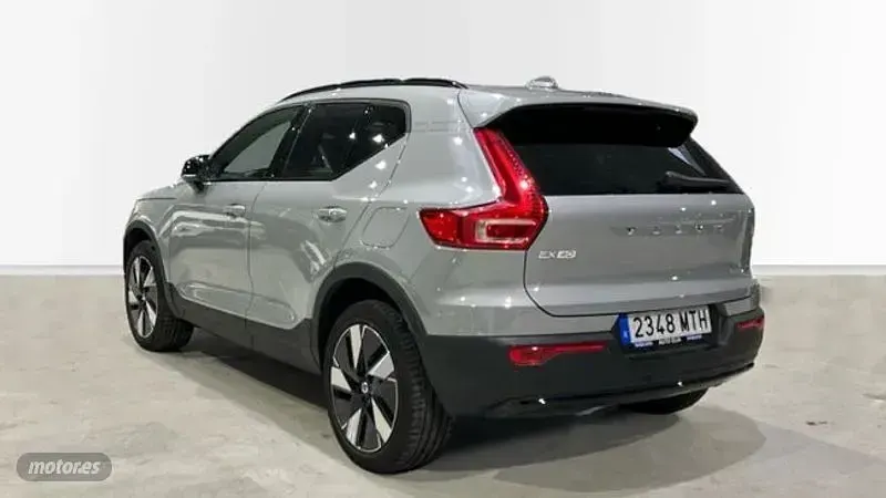 Usado Volvo EX40 Plus 325 kW (442 CV) 2024 Gris SUV