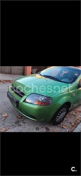 Verde Usado 2004 Chevrolet Kalos Berlina | 2000 € (Precio justo) - Imagen 1/3