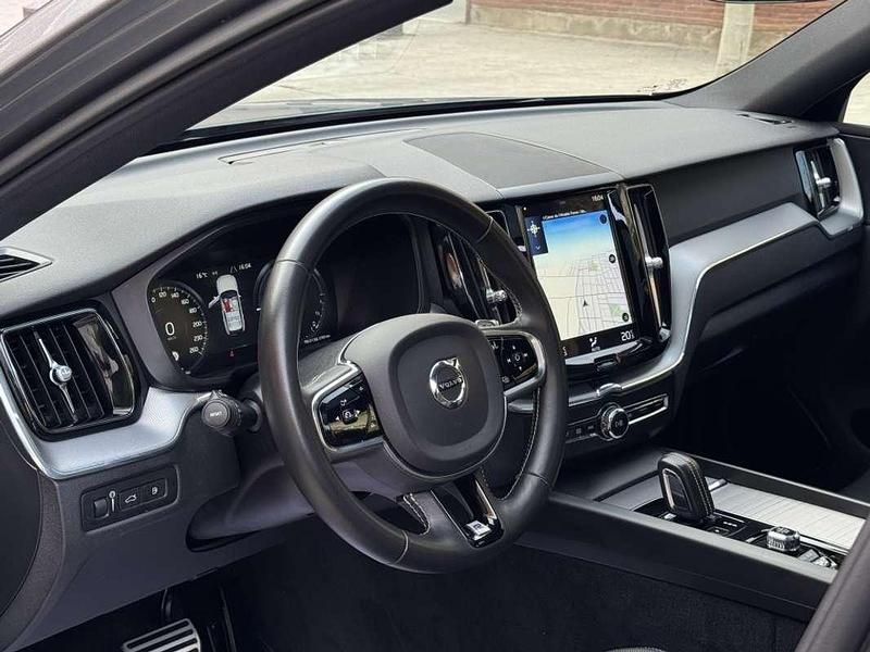 Usado Volvo XC60 R-Design 392 CV (288 kW) 2020 Gris SUV