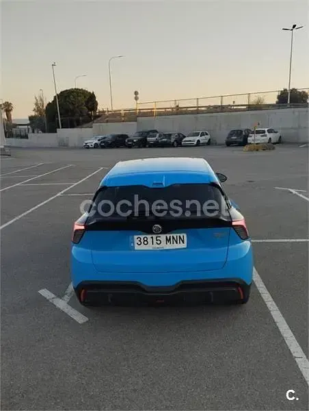 Usado MG MG4 EV 2023 Eléctrico Utilitario