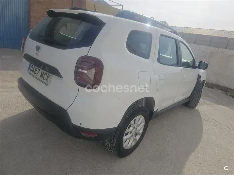 Usado Dacia Duster Expression 115 CV (84 kW) 2021 Blanco SUV
