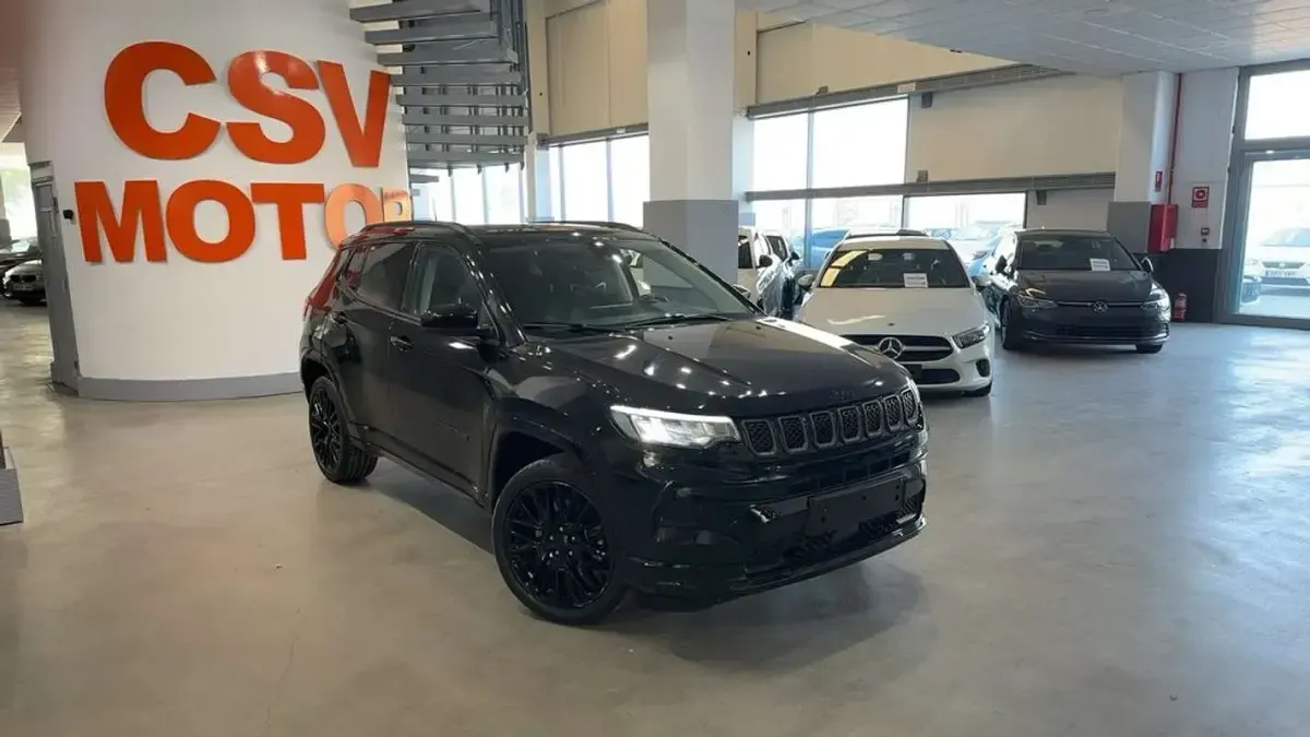 Usado Jeep Compass 241 CV (177 kW) 2023 Negro SUV
