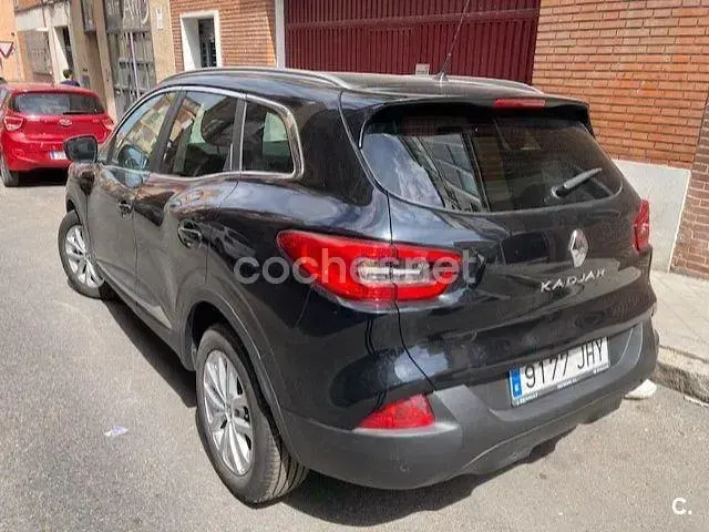 Usado Renault Kadjar Intens 130 CV (95 kW) 2015 Negro SUV