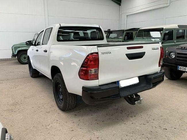 Usado Toyota HiLux 150 CV (110 kW) 2017 Blanco Recogida