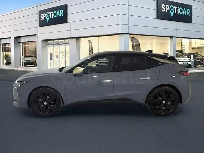 Nuevo DS Automobiles DS4 Performance 145 CV (106 kW) 2026 Gris / plata Berlina