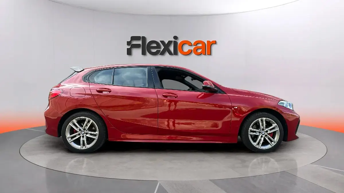 Usado BMW 118 136 CV (100 kW) 2019 Rojo Utilitario