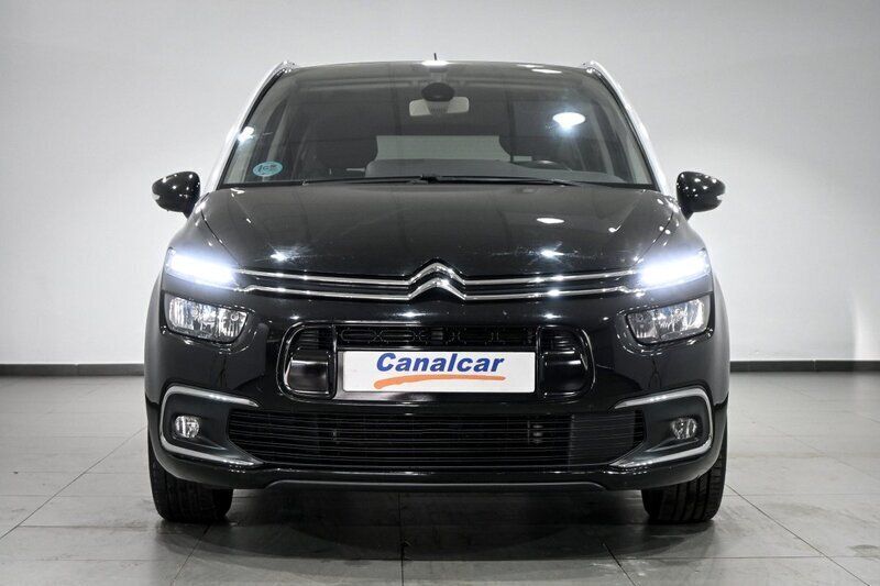 Usado Citroën Grand C4 Picasso Feel 120 CV (88 kW) 2018 Negro Monovolumen