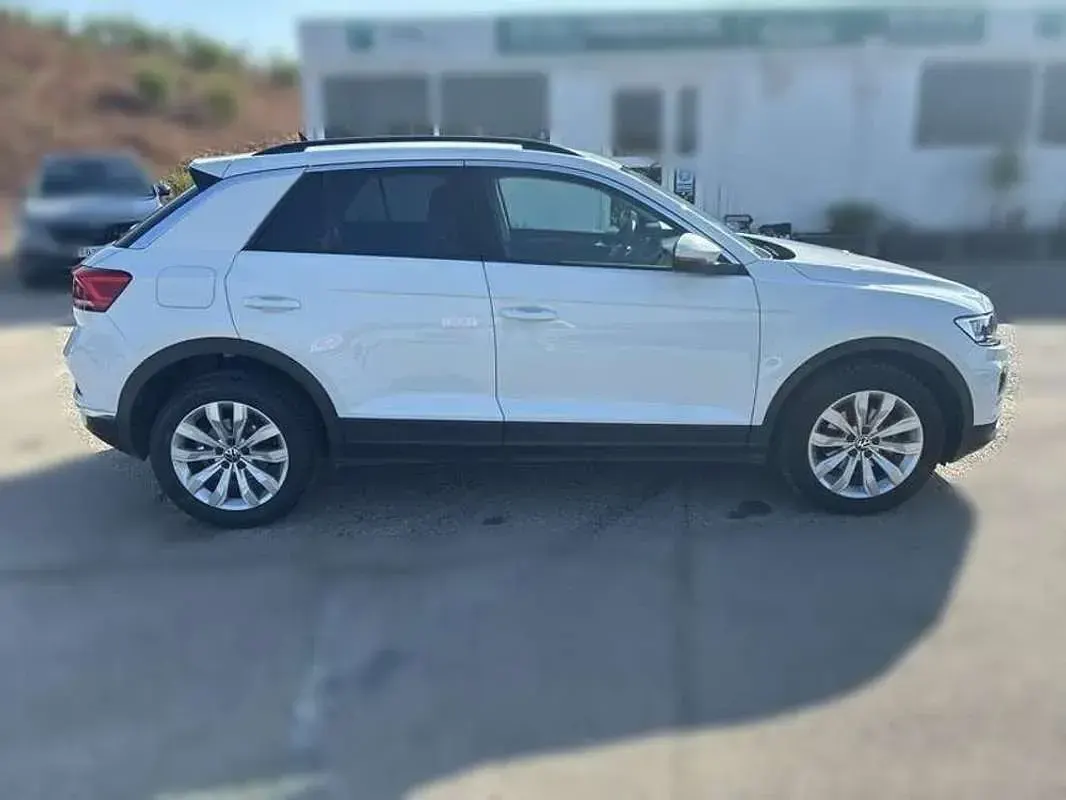 Usado VW T-Roc Advance 116 CV (85 kW) 2021 Blanco SUV