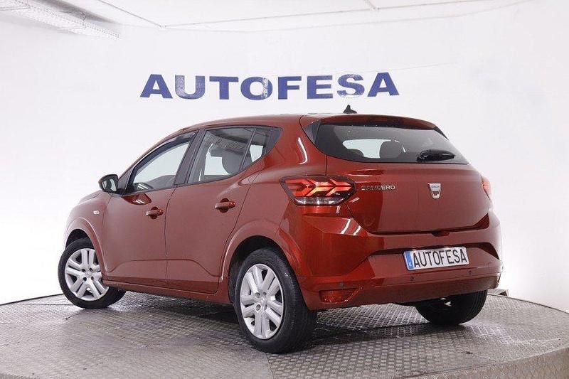 Usado Dacia Sandero Comfort 100 CV (73 kW) 2021 Granate
