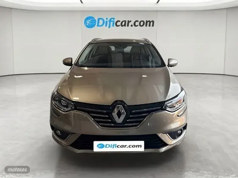 Usado Renault Mégane GrandTour Zen 131 CV (96 kW) 2017 Oro Familiar