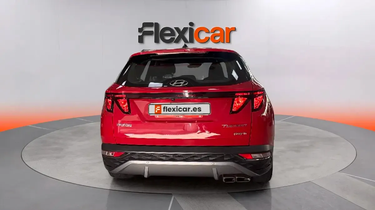 Usado Hyundai Tucson Style 265 CV (194 kW) 2021 Rojo SUV