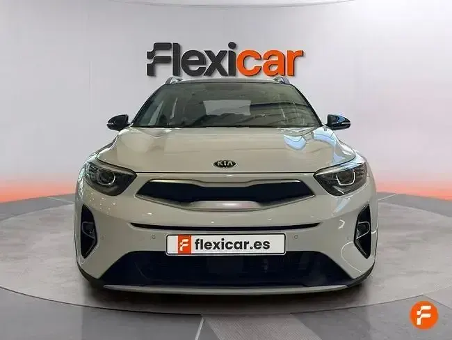 Usado Kia Stonic 100 CV (73 kW) 2021 Blanco SUV